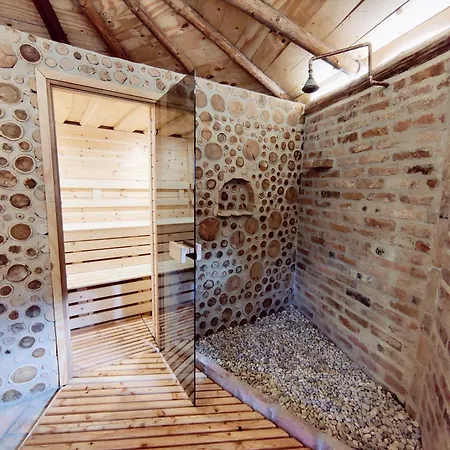 Lejlighed Vackorkert Sirok