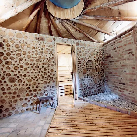 Vackorkert شقة