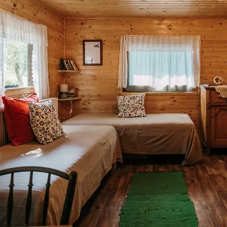 شقة Vackorkert Sirok